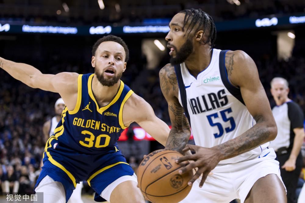 曼城凭借着 曼城凭借着