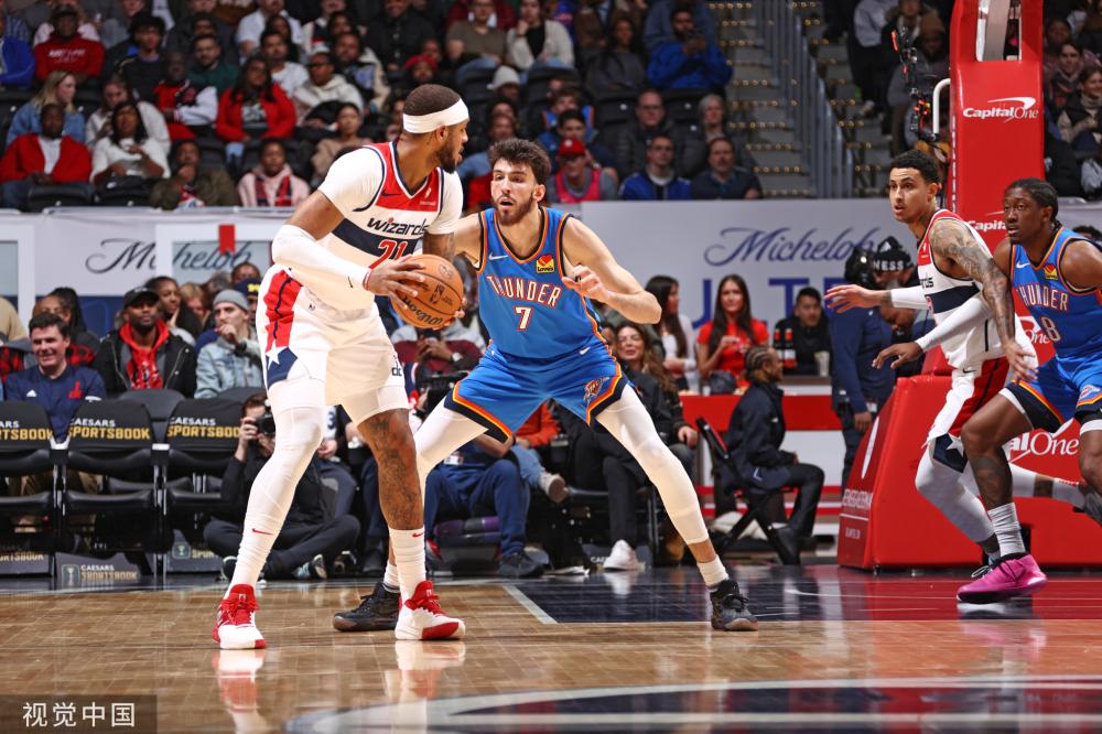 在欧冠小组 在欧冠小组